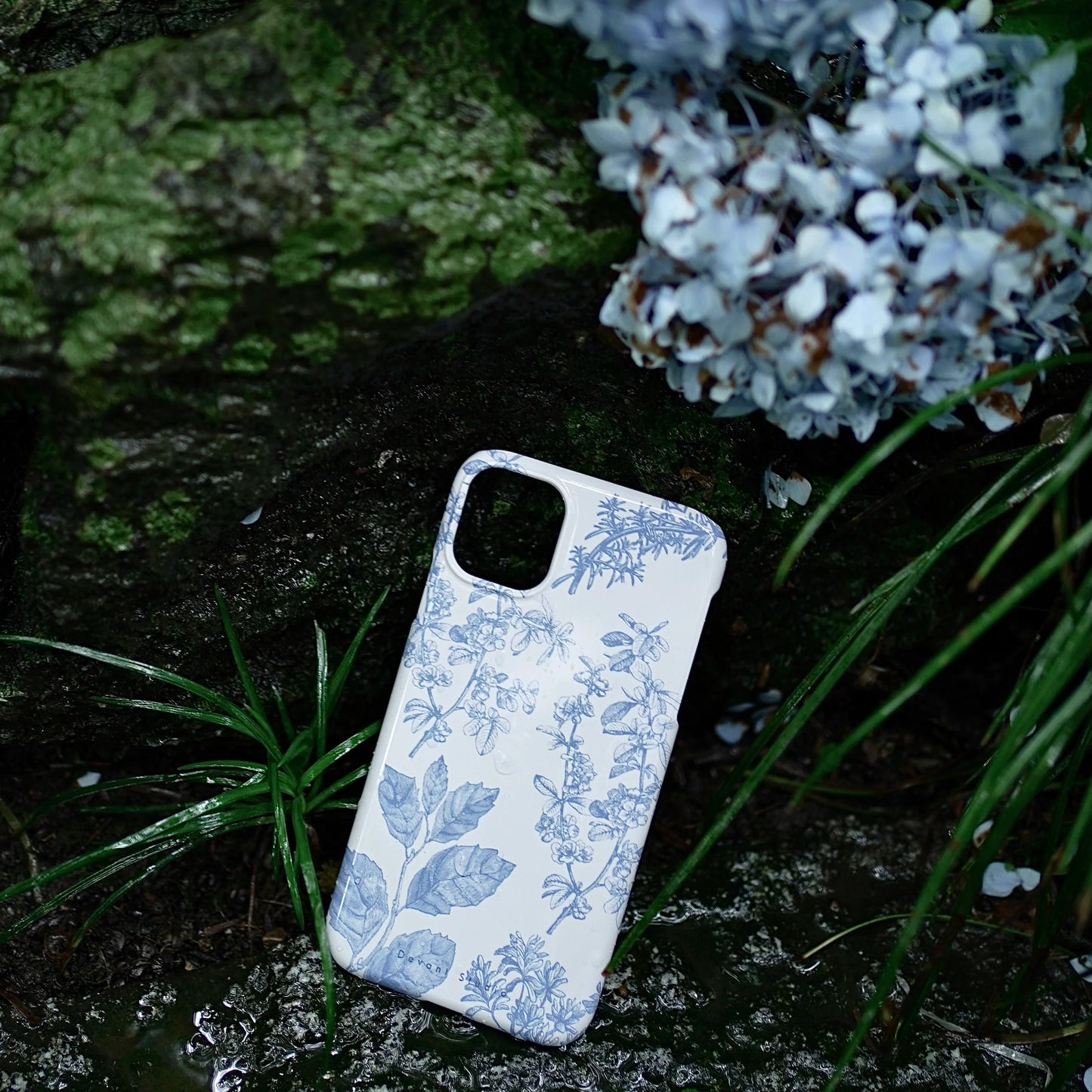 Casezly Hand-painted Phone Case for iPhone & Samsung